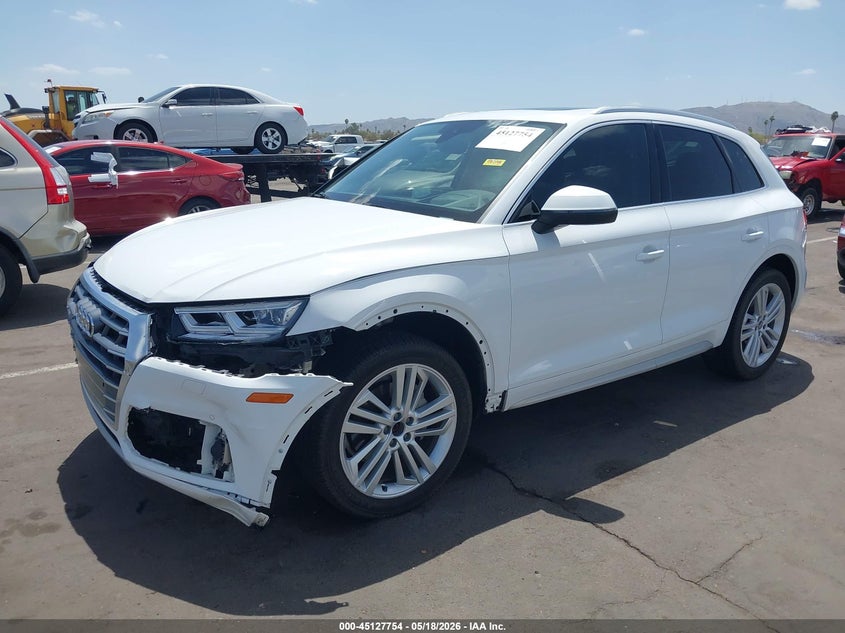 Vin: wa1cnafy8j2215658, lot: 45625370, audi q5 2.0t premium/2.0t tech premium 20182