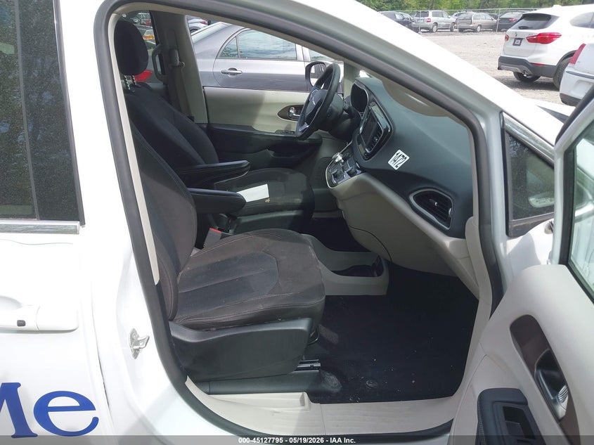 CHRYSLER VOYAGER 2023 VIN 2C4RC1CG4PR568281