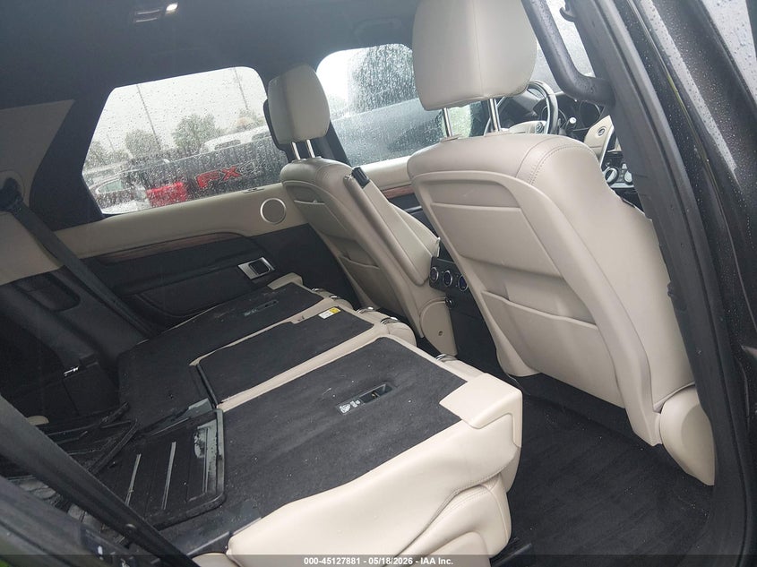 2017 LAND ROVER DISCOVERY auction photo 8