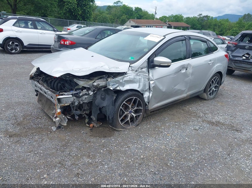 2012 Ford Focus 2.0 Sel silver Lot 111045127915 Vin 1FAHP3H29CL349270