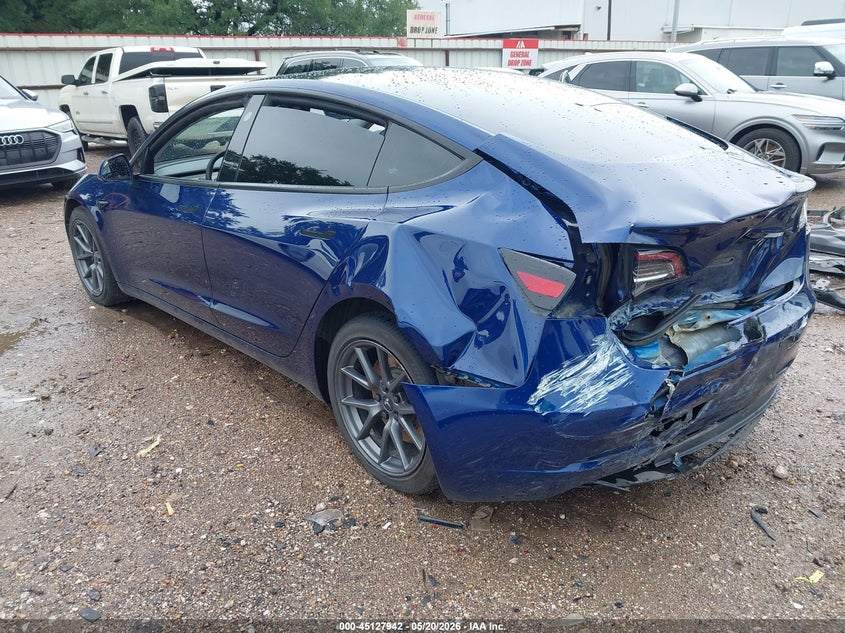 Vin: 5yj3e1eaxpf434654, lot: 45625558, tesla model 3 rear-wheel drive 20233