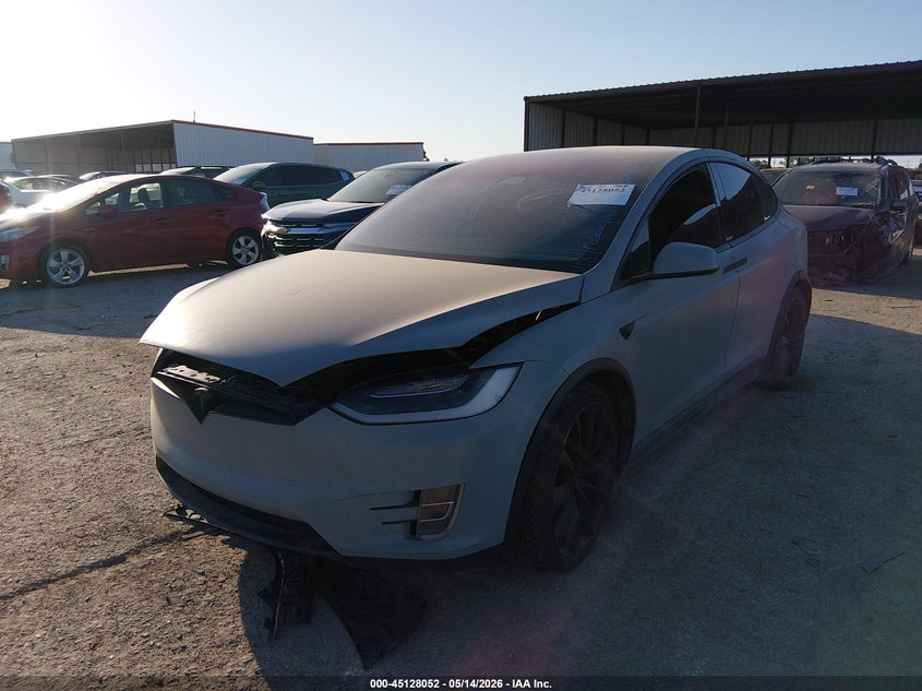 2017 TESLA MODEL X auction photo 2