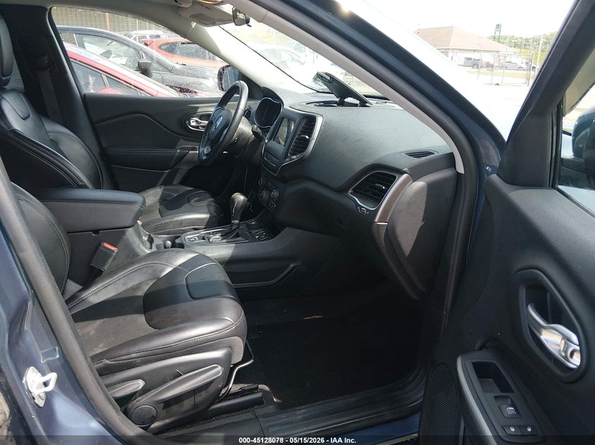 2020 JEEP CHEROKEE auction photo 5
