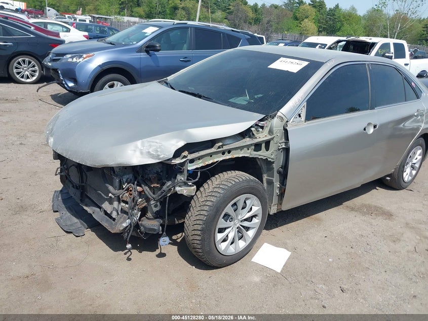 2015 Toyota Camry Hybrid Le 4T1BD1FK1FU155939 photo 1