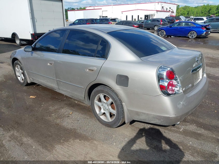 2005 NISSAN ALTIMA auction photo 3