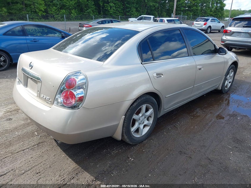 2005 NISSAN ALTIMA auction photo 4