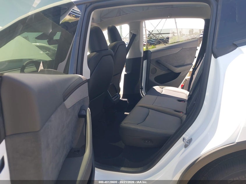 AtlanticExpress - Tesla Model Y