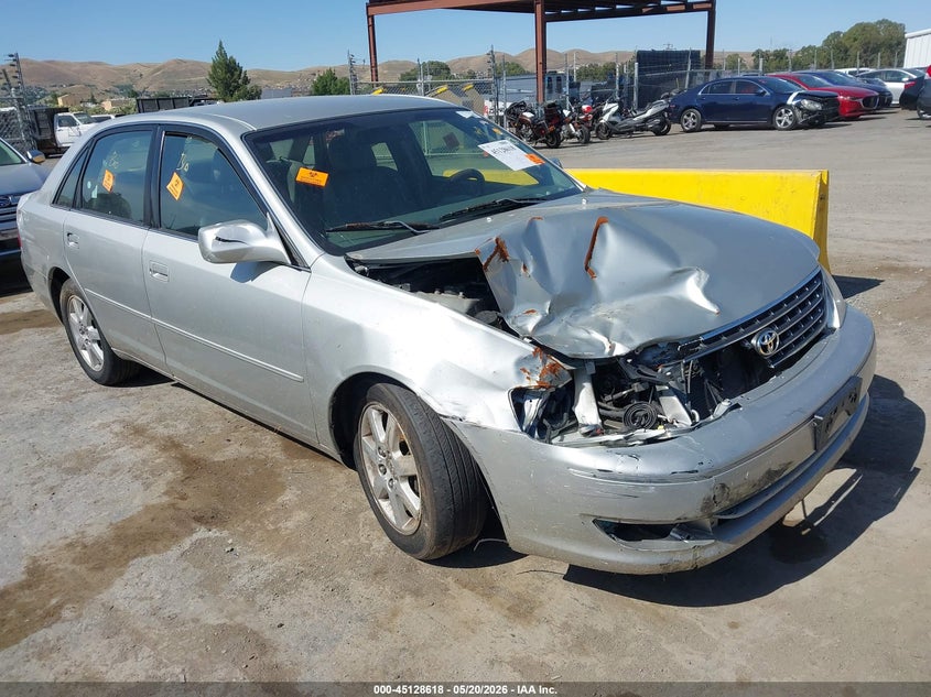 2003 TOYOTA AVALON XL