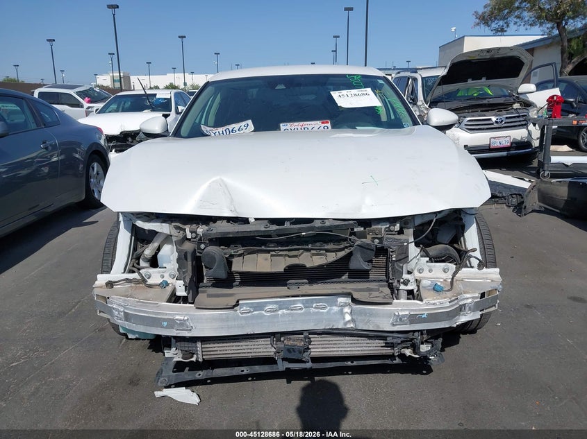 VIN 1HGCV1F16KA134806 2019 HONDA ACCORD LX