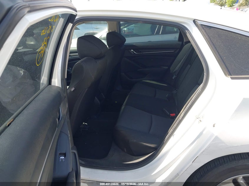 VIN 1HGCV1F16KA134806 2019 HONDA ACCORD LX