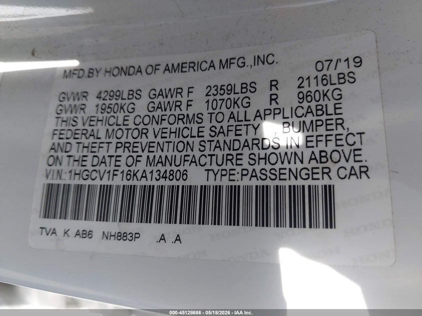 VIN 1HGCV1F16KA134806 2019 HONDA ACCORD LX