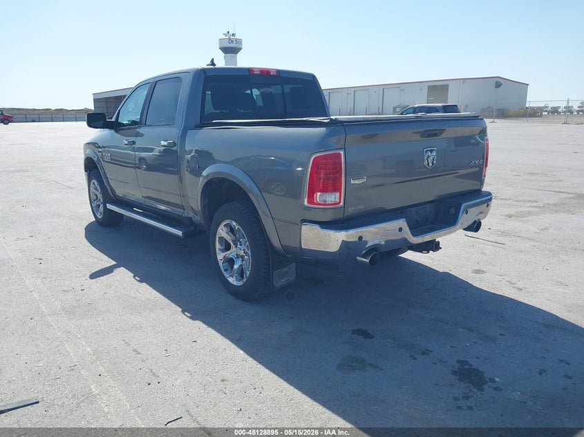 Vin: 1c6rr7nt3ds661936, lot: 45626511, ram 1500 laramie 20133