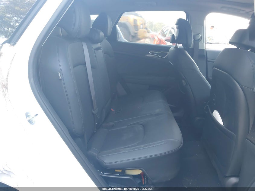2025 KIA SPORTAGE HYBRID auction photo 8
