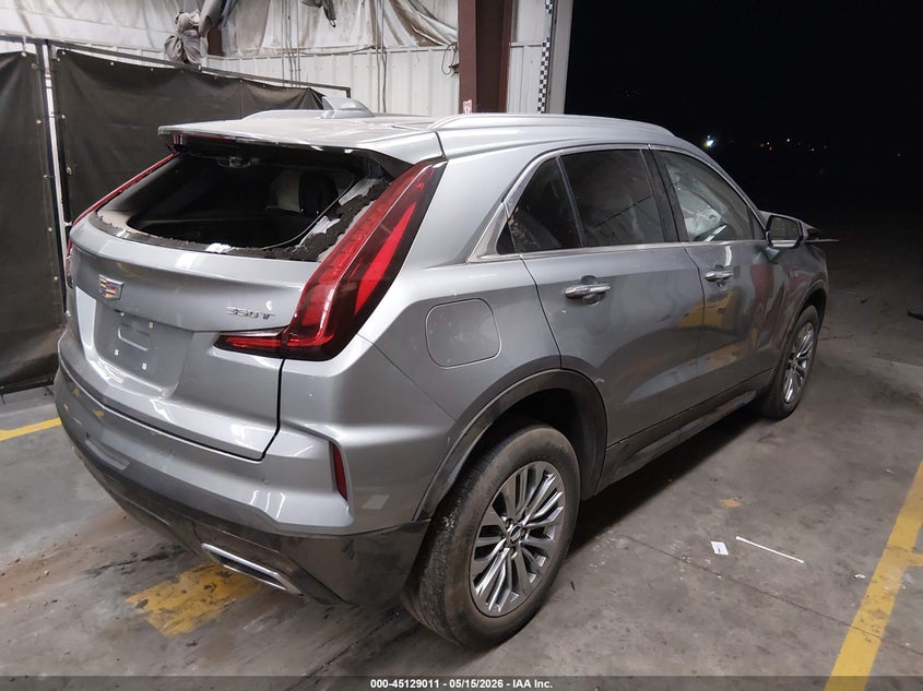 2024 CADILLAC XT4 auction photo 4