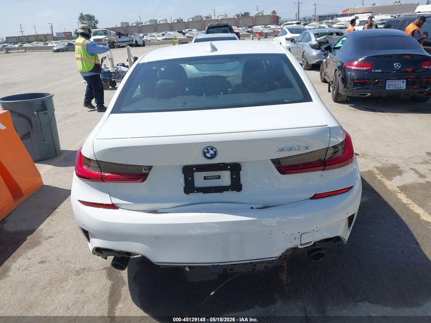 VIN 3MW5P7J06N8C28586 2022 BMW 330E
