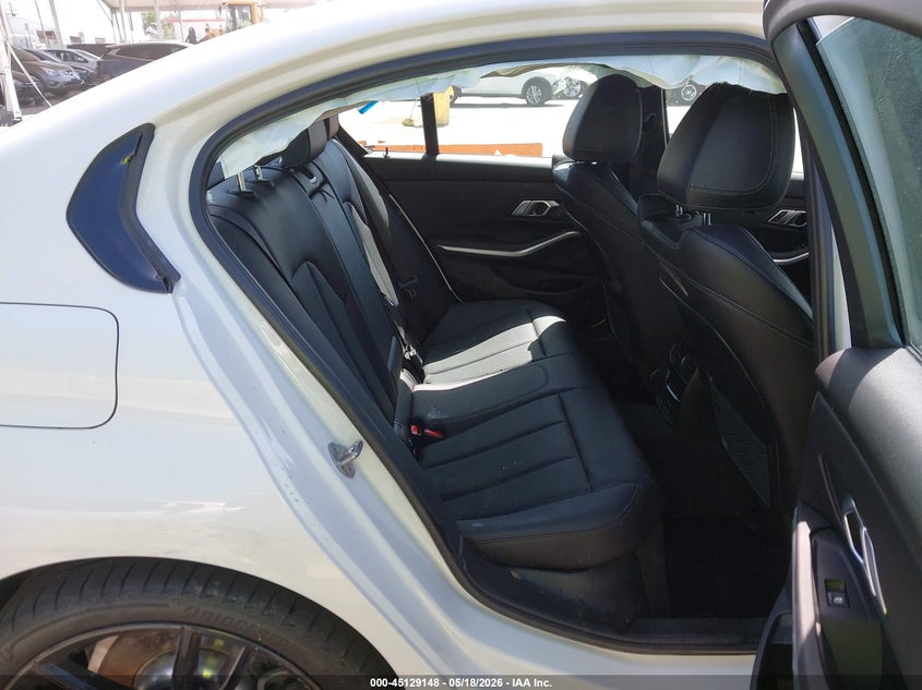VIN 3MW5P7J06N8C28586 2022 BMW 330E