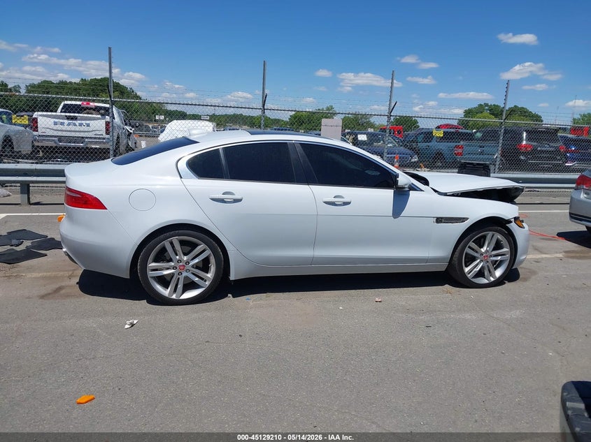 2017 Jaguar Xe 35T Premium VIN: SAJAJ4BV8HA971515 Lot: 45129210