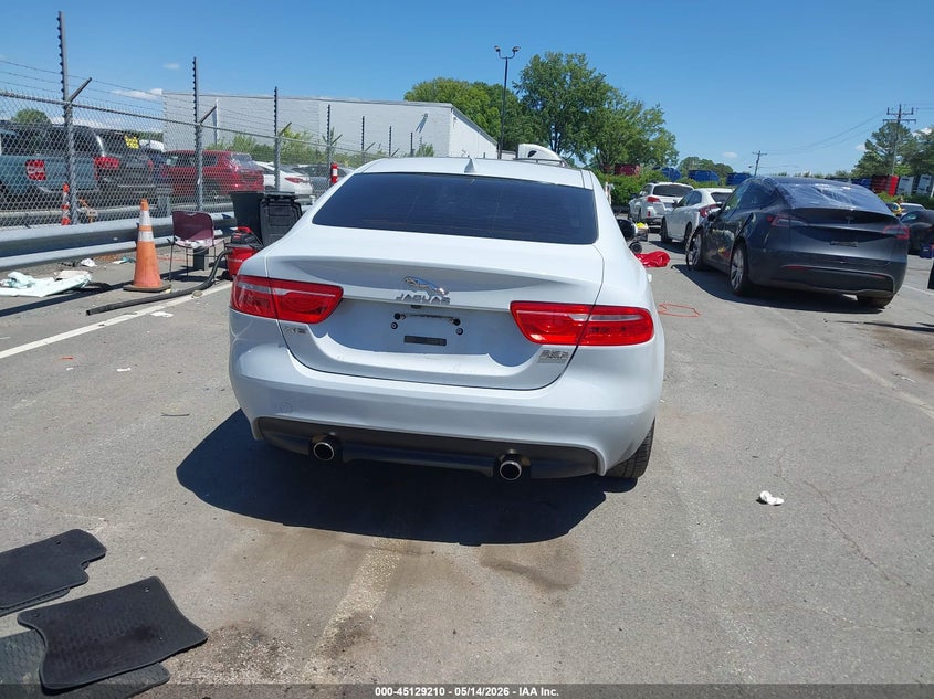 2017 Jaguar Xe 35T Premium VIN: SAJAJ4BV8HA971515 Lot: 45129210