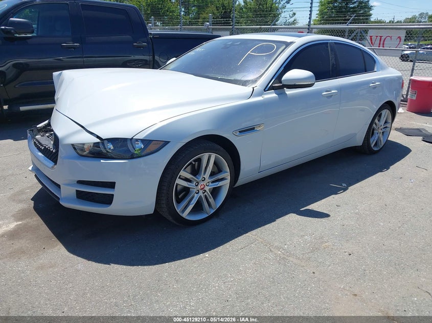 Vin: sajaj4bv8ha971515, lot: 45626826, jaguar xe 35t premium 20172
