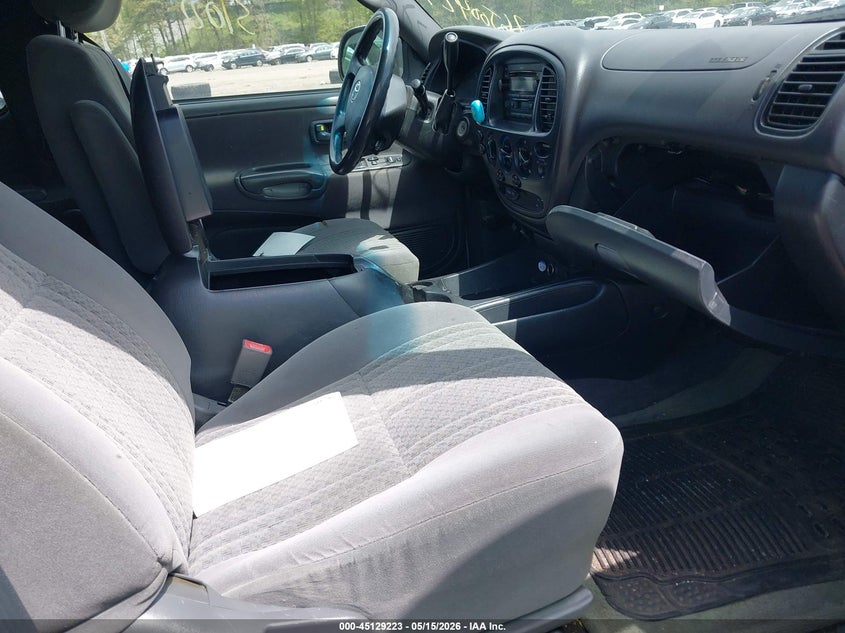 2003 TOYOTA TUNDRA auction photo 5