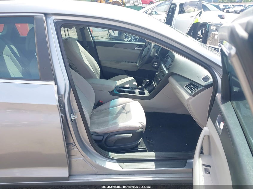 2015 HYUNDAI SONATA auction photo 5