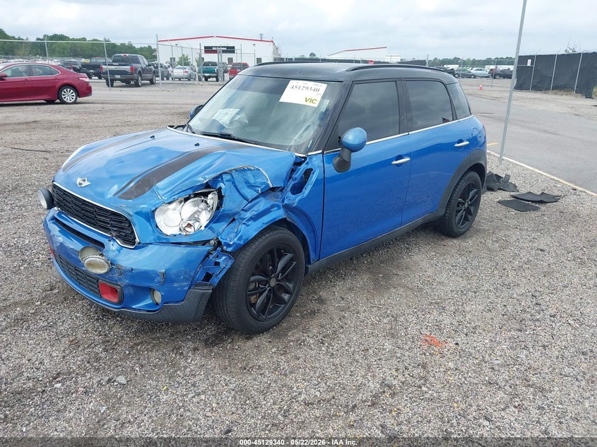 2013 MINI COUNTRYMAN auction photo 2
