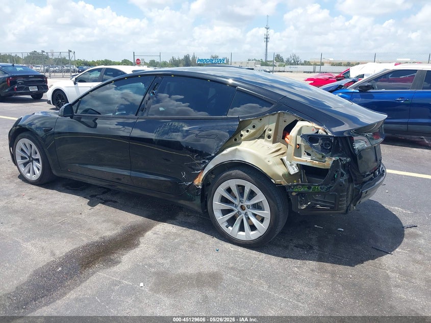 Vin: 5yj3e1ea2nf326283, lot: 45627235, tesla model 3 rear-wheel drive 20223