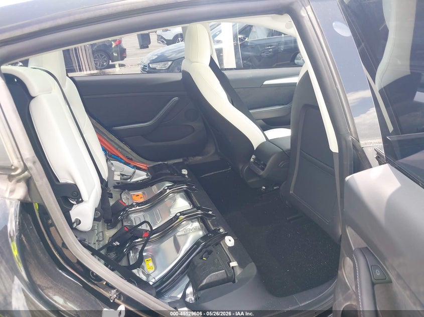 2022 TESLA MODEL 3 auction photo 8