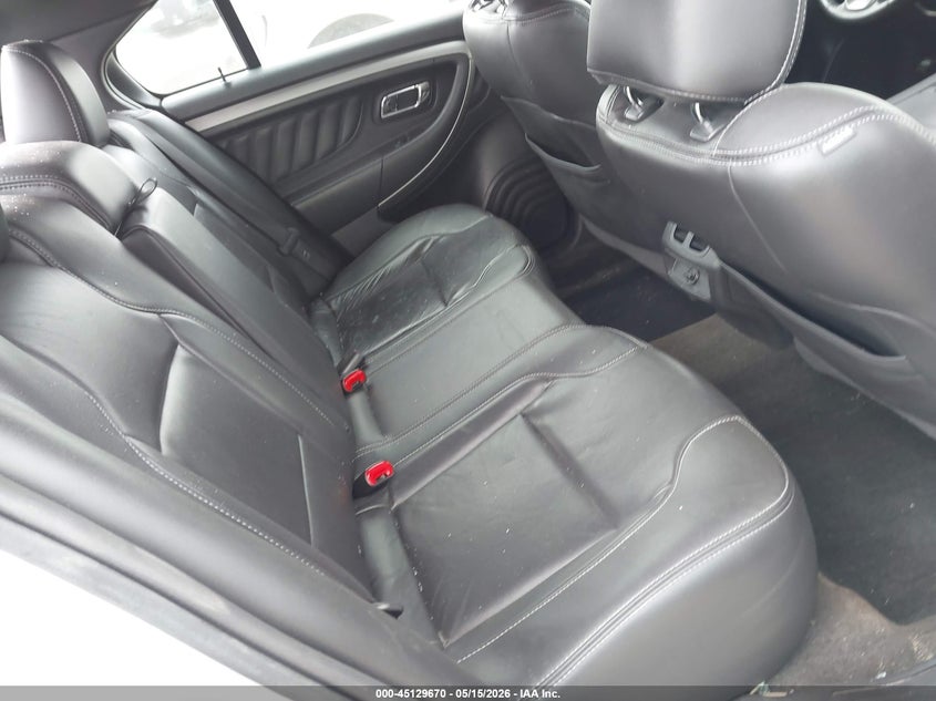2013 FORD TAURUS auction photo 8