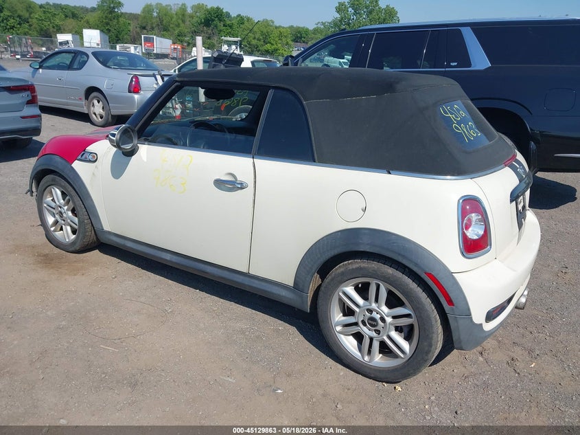 Vin: wmwzp3c5xft708319, lot: 45627492, mini convertible cooper s 20153