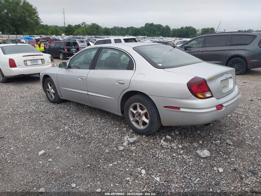2002 OLDSMOBILE AURORA auction photo 3