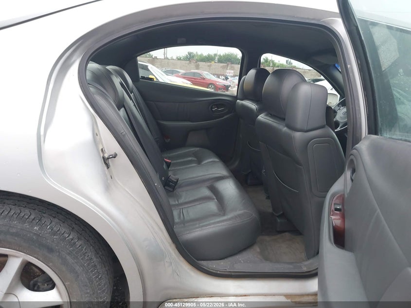 2002 OLDSMOBILE AURORA auction photo 8