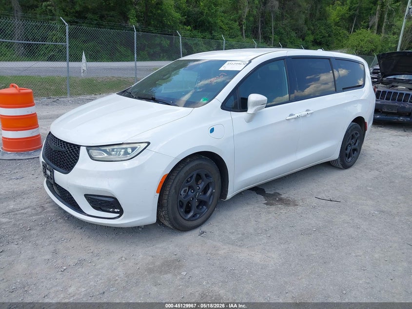 Vin: 2c4rc1l7xnr173518, lot: 45627596, chrysler pacifica hybrid touring l 20222