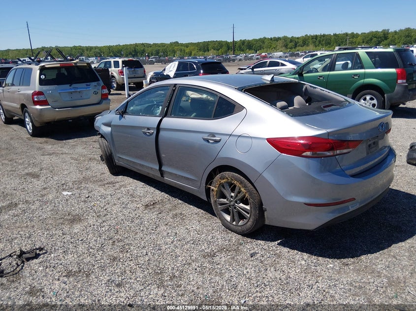 2017 HYUNDAI ELANTRA auction photo 3