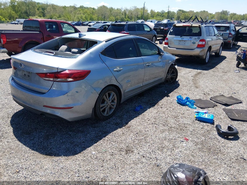 2017 HYUNDAI ELANTRA auction photo 4
