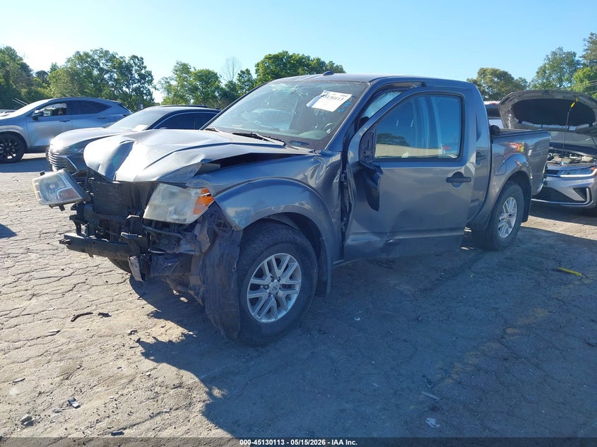2017 NISSAN FRONTIER auction photo 2