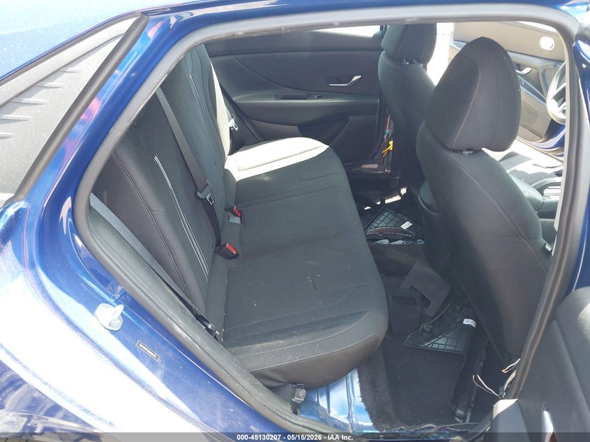 2022 HYUNDAI ELANTRA auction photo 8