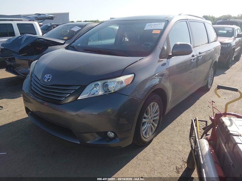 2012 Toyota Sienna Xle V6 8 Passenger 5TDYK3DC3CS210564 photo 1