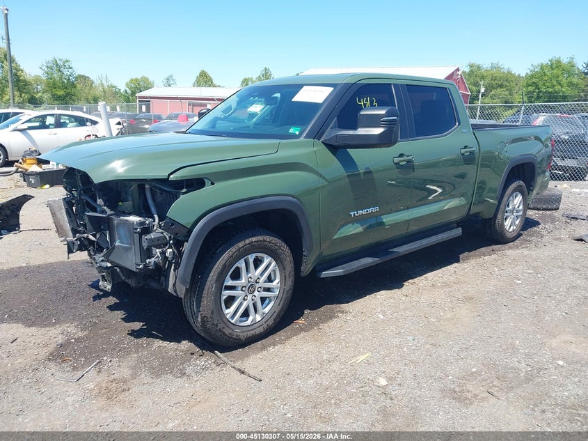 TOYOTA TUNDRA - zdjęcie 2