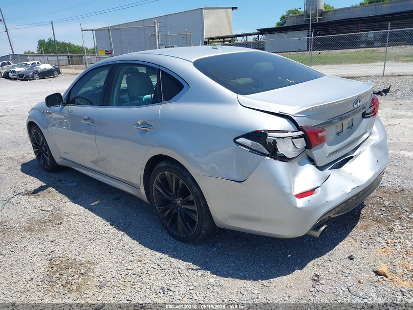 2016 INFINITI Q70 auction photo 3