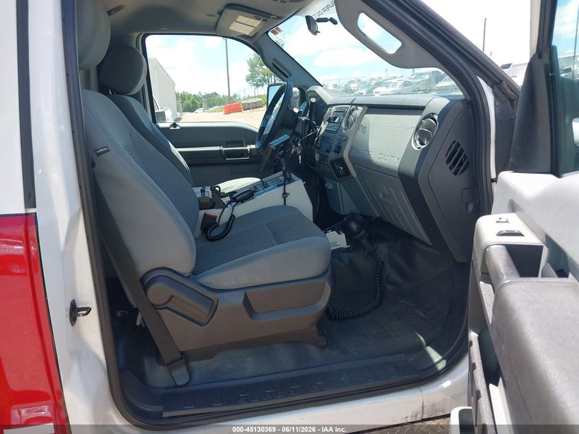 2016 FORD F-450 CHASSIS auction photo 5