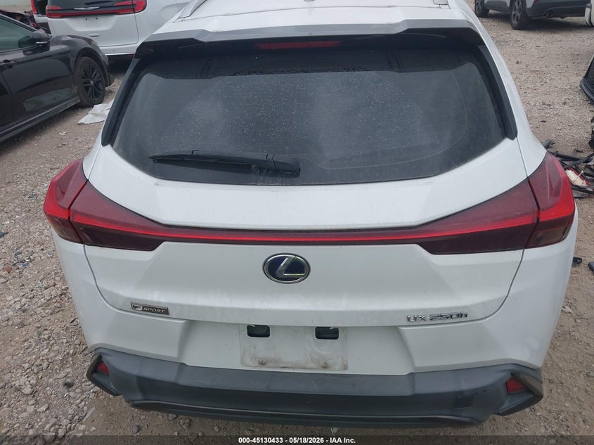 2020 LEXUS UX 250H F SPORT — Photo 17