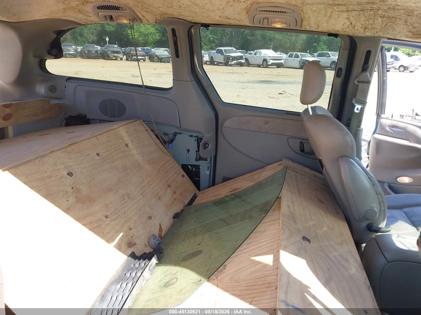 AtlanticExpress - Chrysler Town & Country