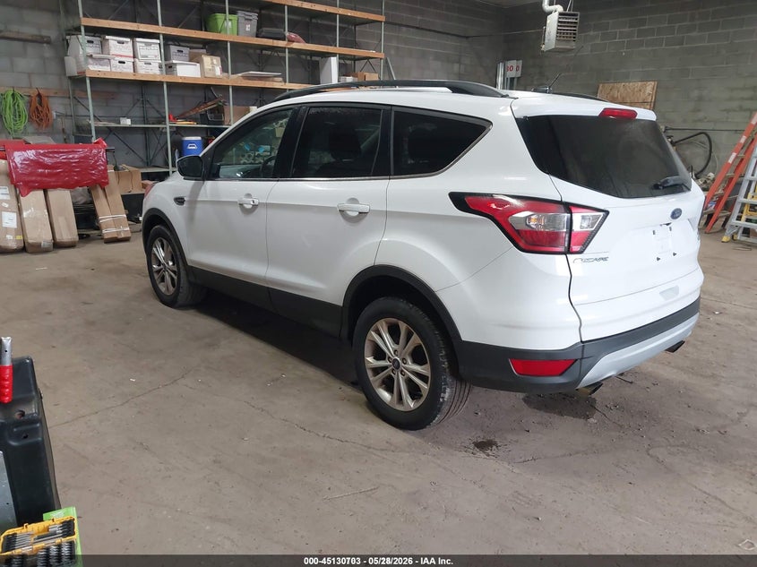 Vin: 1fmcu9gdxjud08863, lot: 45628332, ford escape se 20183
