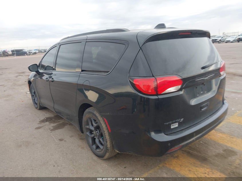 2019 CHRYSLER PACIFICA auction photo 3