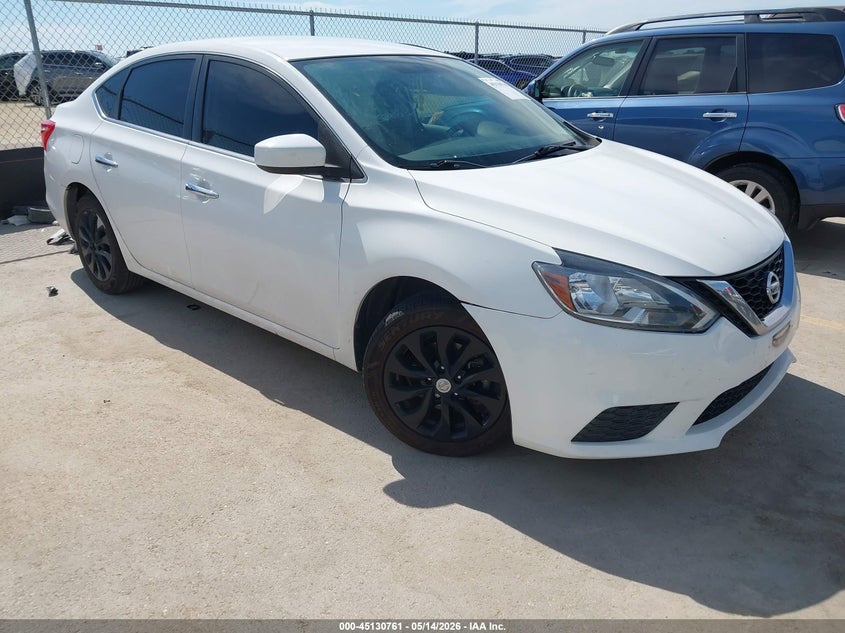2019 NISSAN SENTRA SV — Галерея фотографий