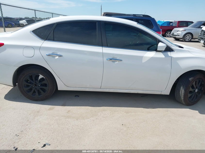 2019 NISSAN SENTRA SV — Фото 14
