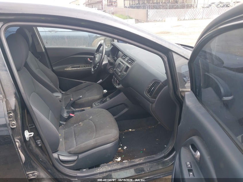 2013 KIA RIO auction photo 5