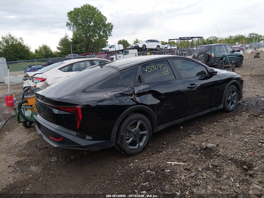 Vin: 3kpft4dexse160945, lot: 45628585, kia k4 lxs 20254