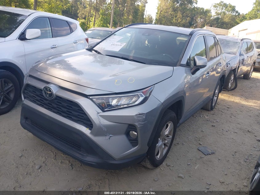 VIN 2T3W1RFV1MC163838 2021 TOYOTA RAV4 XLE